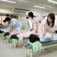 ここでしか学べない独自の技術　東洋整体術®